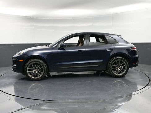 Certified 2023 Porsche Macan Turbo image 2