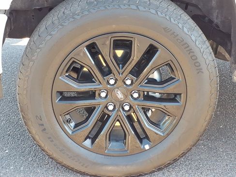 Used 2024 Ford F150 Lariat w/ Equipment Group 502A High AWD/4WD image 9