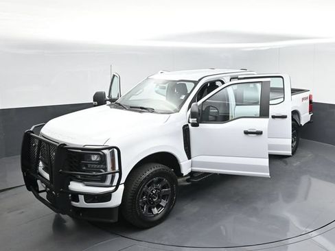 Used 2024 Ford F250 XL w/ STX Appearance Package AWD/4WD image 54
