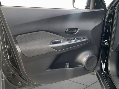 Used 2020 Nissan Kicks S FWD image 21