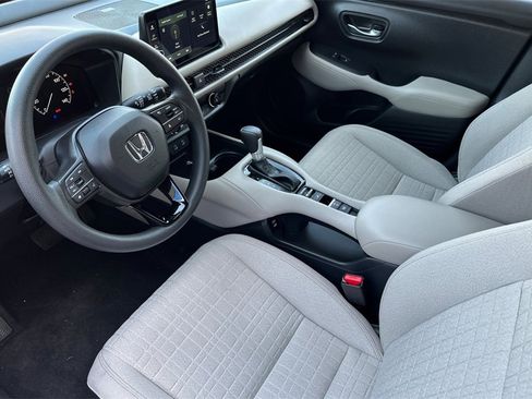 Certified 2026 Honda HR-V LX image 9