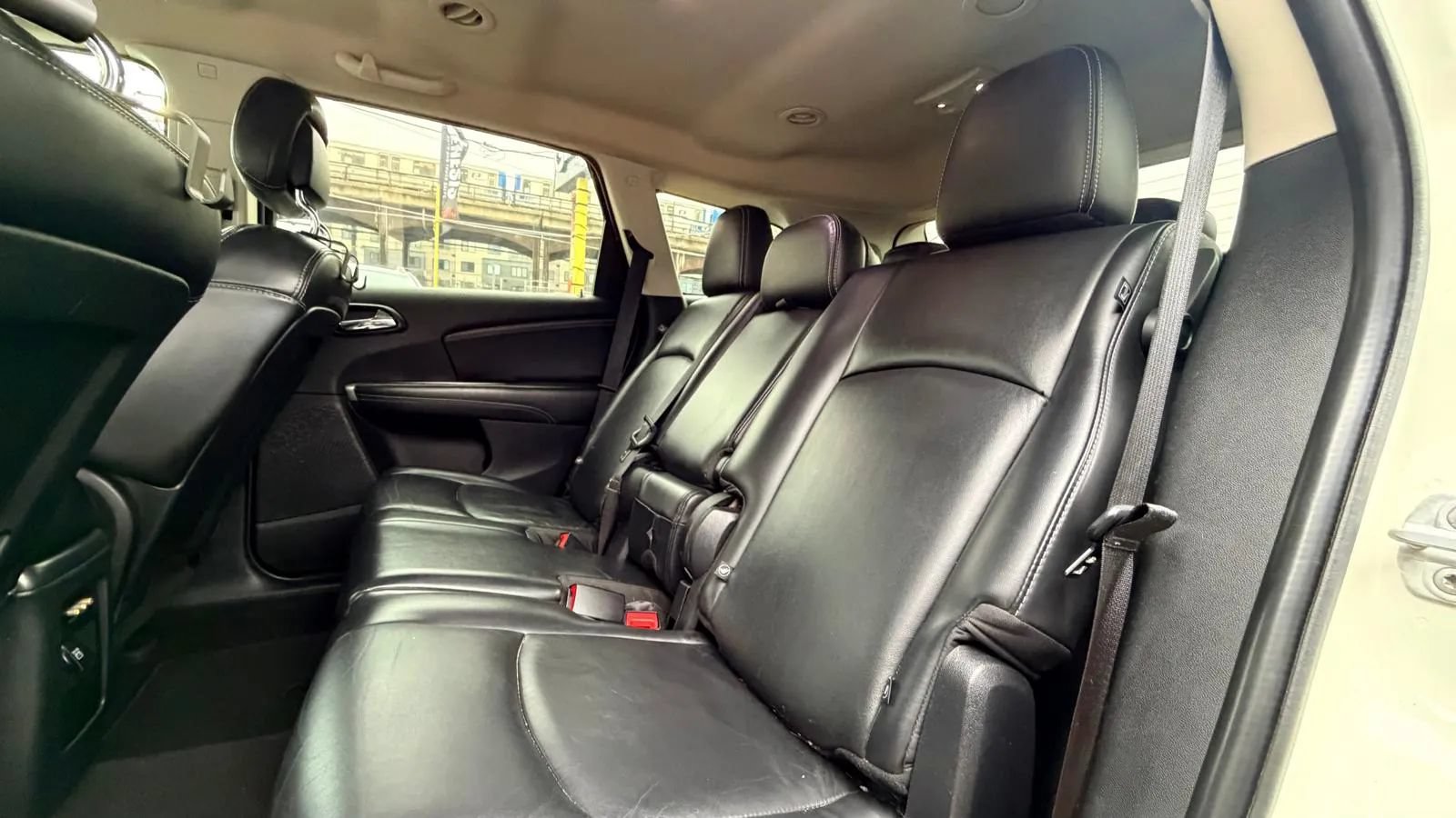 Used 2014 Dodge Journey SXT w/ Flexible Seating Group FWD image 16