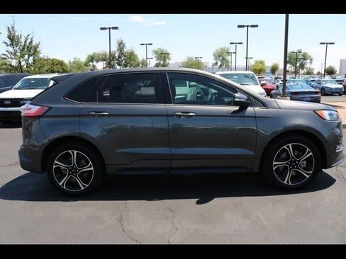 Certified 2019 Ford Edge ST w/ Equipment Group 401A AWD/4WD image 4