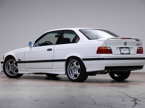 Used 1996 BMW M3 Coupe image 7
