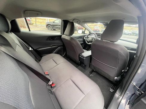 Used 2025 Toyota Prius LE image 10