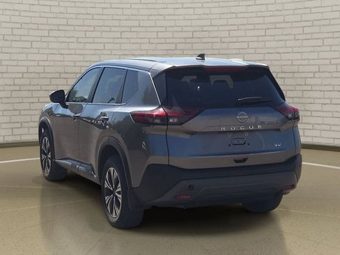 Used 2023 Nissan Rogue SV FWD image 7