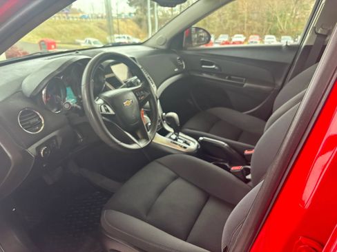 Used 2016 Chevrolet Cruze LT image 7