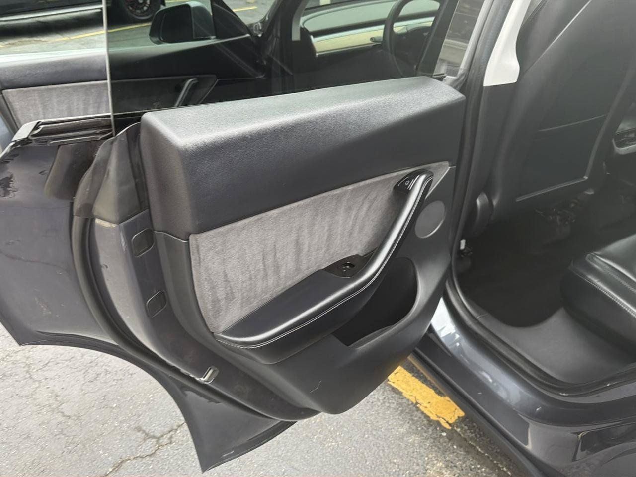 Used 2020 Tesla Model Y Long Range AWD/4WD image 21