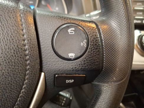 Used 2015 Toyota RAV4 XLE image 20