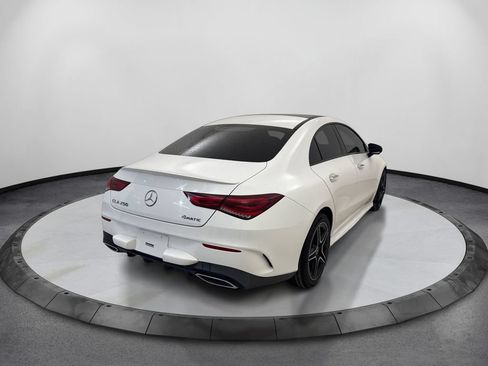 Used 2023 Mercedes-Benz CLA 250 4MATIC image 6