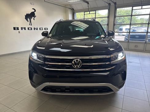 Used 2023 Volkswagen Atlas SE w/ Black Wheel Package AWD/4WD image 3