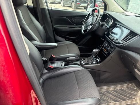 Used 2020 Buick Encore Preferred FWD image 12
