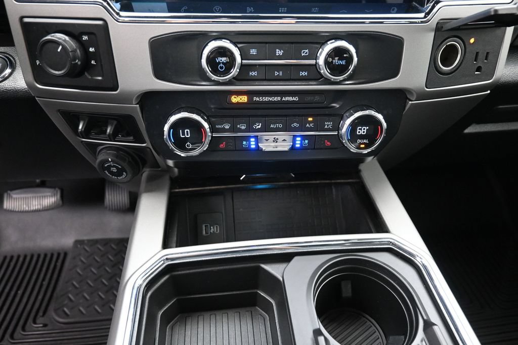 Used 2022 Ford F250 Lariat w/ Lariat Ultimate Package AWD/4WD image 26