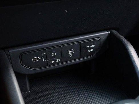 Used 2025 Kia K4 FWD image 14