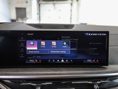 New 2026 BMW X5 xDrive40i w/ Executive Package image 17