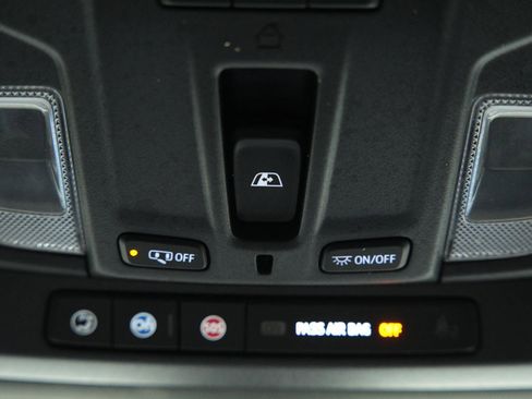 Used 2020 GMC Sierra 1500 AT4 w/ AT4 Premium Package image 38