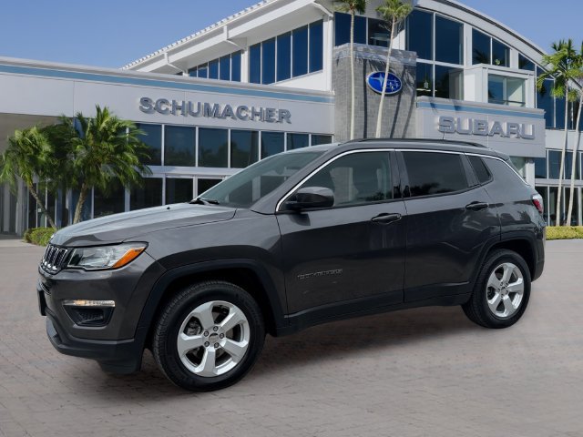 Used 2018 Jeep Compass Latitude w/ Popular Equipment Group FWD image 3