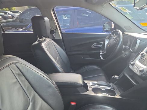 Used 2016 Chevrolet Equinox LTZ w/ Enhanced Convenience Package FWD image 9