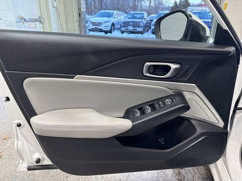 Used 2023 Acura Integra image 5