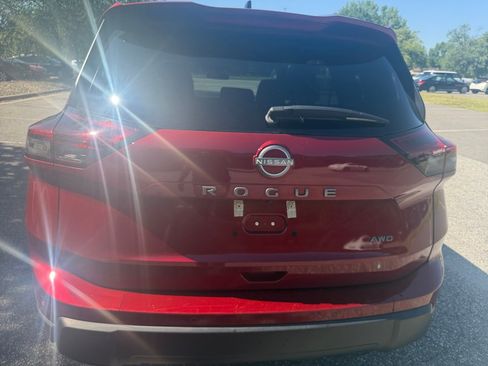 Certified 2025 Nissan Rogue S AWD/4WD image 18