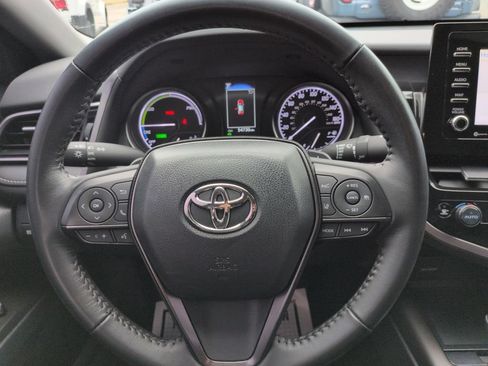 Certified 2023 Toyota Camry SE FWD image 14