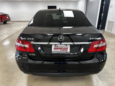 Used 2011 Mercedes-Benz E 350 4MATIC Sedan image 10