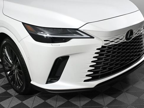 Used 2023 Lexus RX 350 FWD w/ Accessory Package image 35