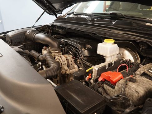 Used 2019 RAM 1500 Big Horn image 17