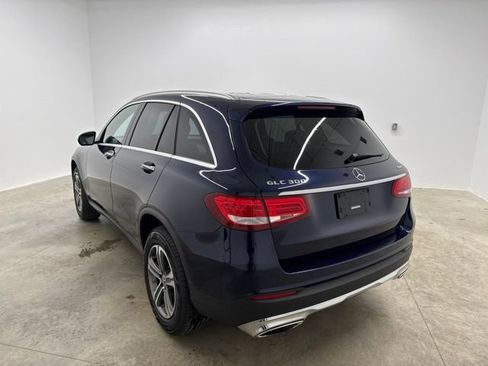 Used 2019 Mercedes-Benz GLC 300 4MATIC image 7