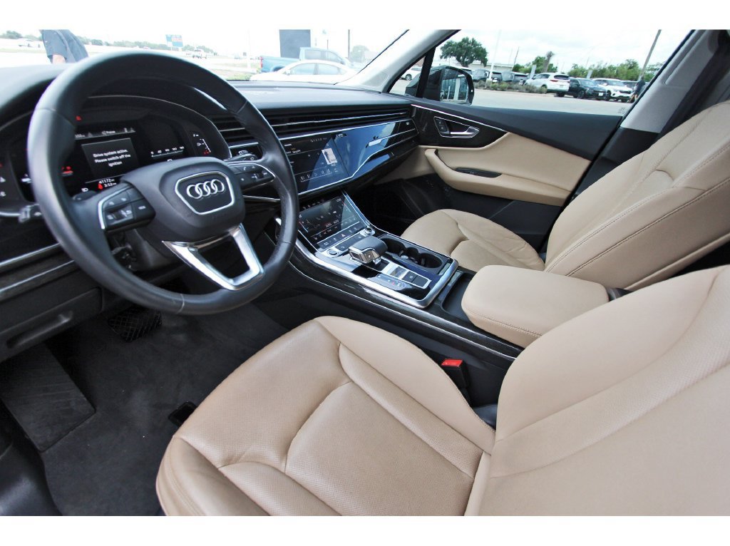 Used 2022 Audi Q7 2.0T Premium Plus w/ Premium Plus Package AWD/4WD image 36