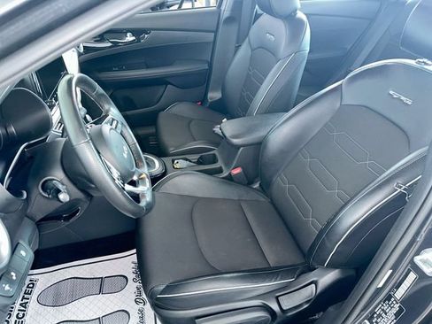 Certified 2024 Kia Forte GT-Line FWD image 15
