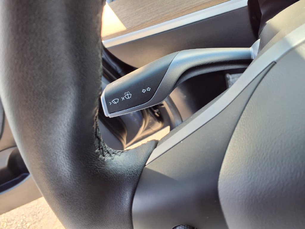 Used 2020 Tesla Model 3 Long Range AWD/4WD image 9