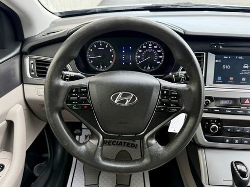 Used 2017 Hyundai Sonata Sport FWD image 18