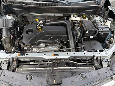 Used 2024 Chevrolet Equinox LT image 18