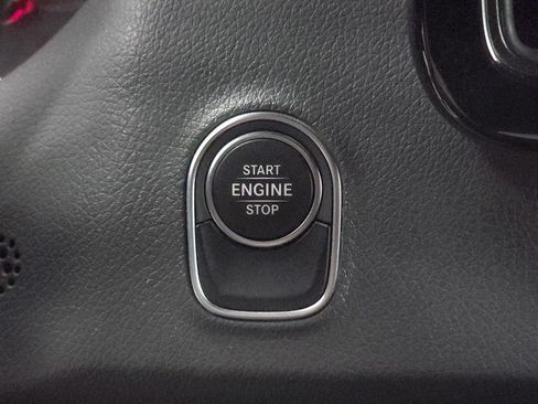 Used 2024 Mercedes-Benz Sprinter 2500 image 15