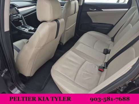 Used 2016 Honda Civic Touring image 26