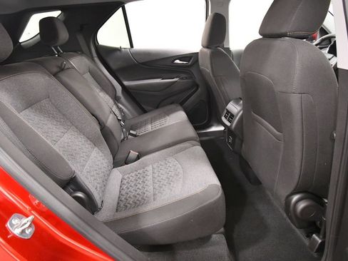Used 2024 Chevrolet Equinox LT AWD/4WD image 17