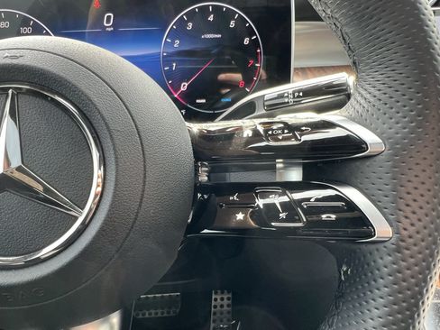Certified 2025 Mercedes-Benz GLC 300 4MATIC image 20