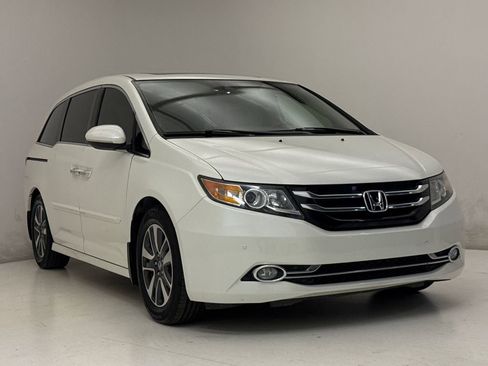 Used 2016 Honda Odyssey Touring image 4