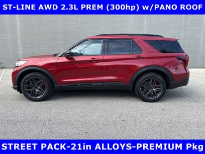 New 2025 Ford Explorer ST-Line w/ Premium Package
