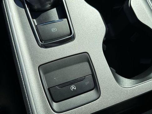 Used 2024 Ford Edge SEL w/ Convenience Package image 30