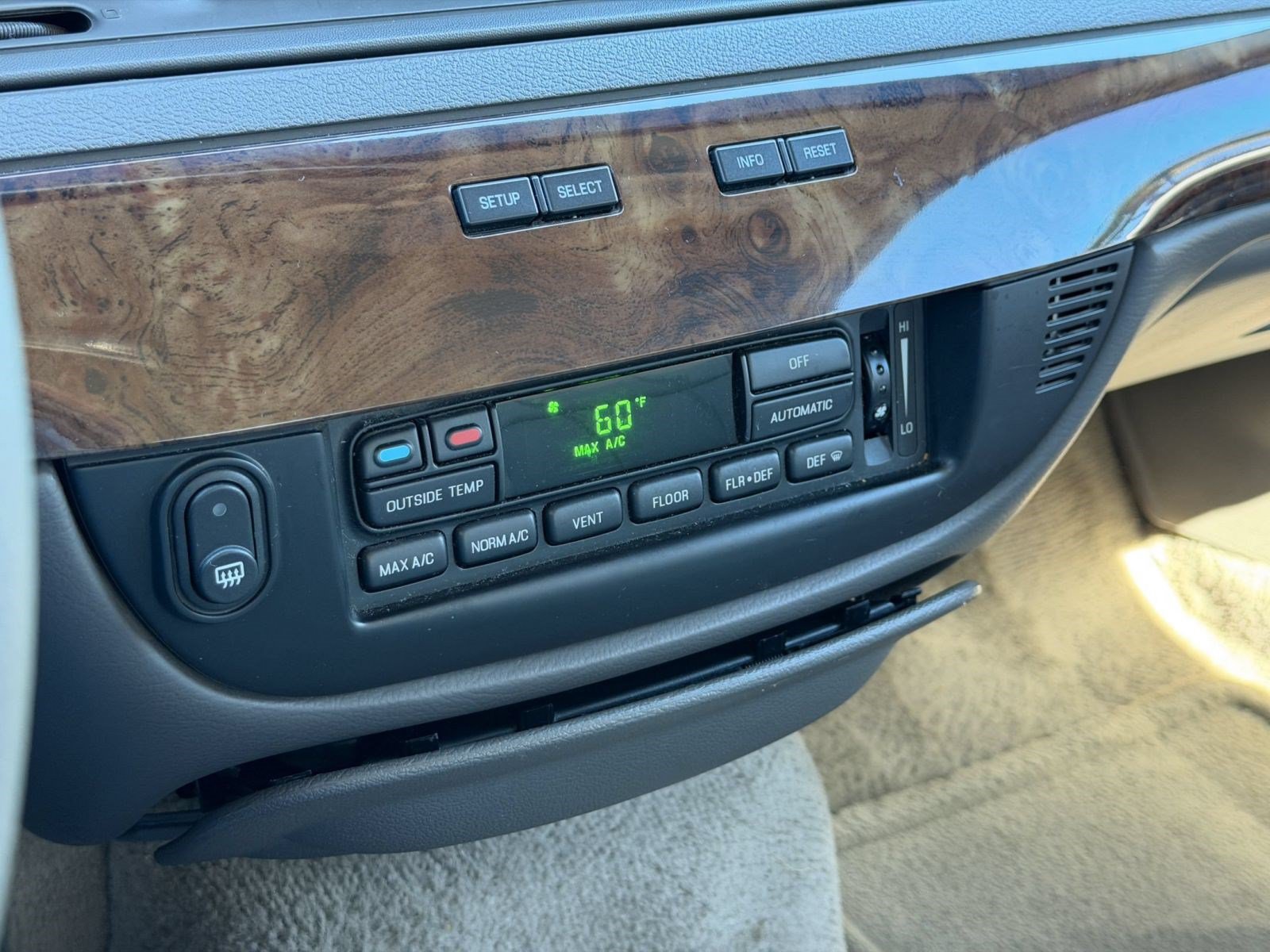 Used 2011 Mercury Grand Marquis LS RWD image 16