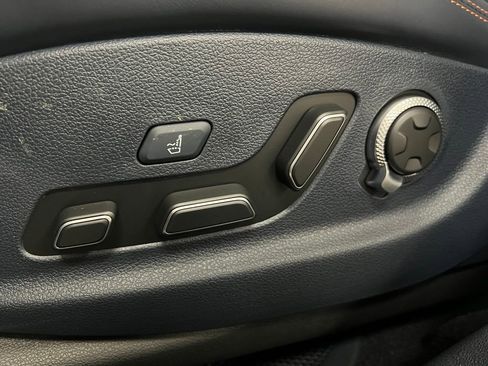 New 2026 Genesis GV70 3.5T Sport Prestige AWD/4WD image 11