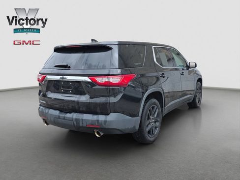Used 2020 Chevrolet Traverse LS FWD image 18