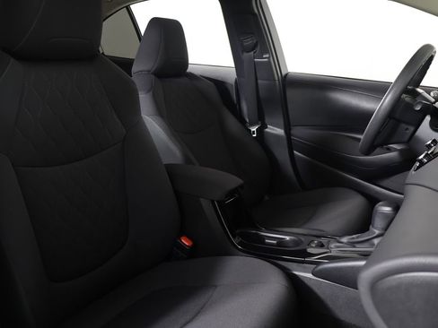 Used 2020 Toyota Corolla LE w/ Carpet Mat Package (TMS) FWD image 26