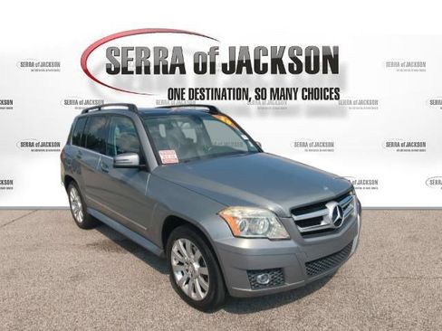 Used 2010 Mercedes-Benz GLK 350 2WD image 2
