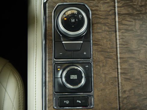 Used 2021 Ford Expedition Platinum image 45