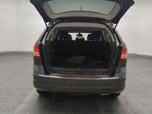 Used 2020 Dodge Journey SE FWD image 29