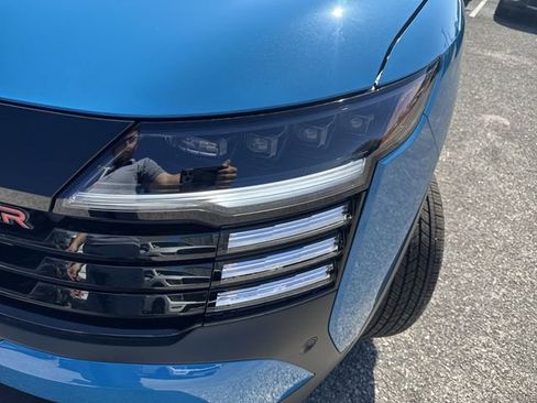 Used 2025 Nissan Kicks SR AWD/4WD image 29