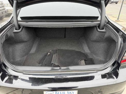 Used 2021 Dodge Charger SXT w/ Blacktop Package image 23